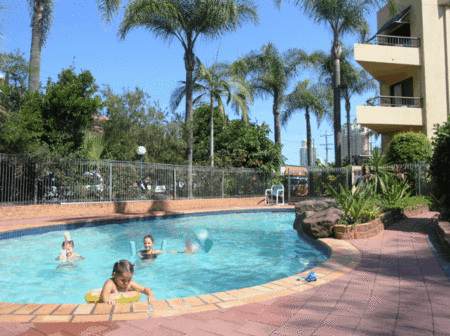 Grangewood Court Holiday Apartments - Accommodation Coffs Harbour