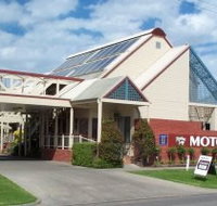 Riverboat Lodge Motor Inn - Accommodation Coffs Harbour