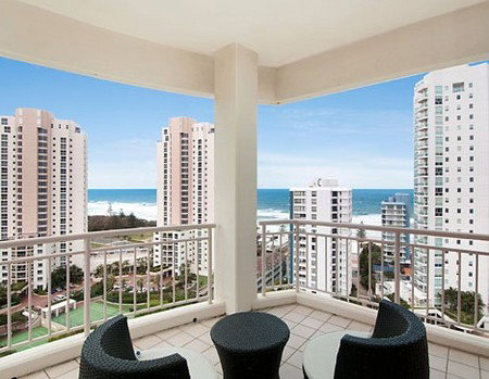Maldives Resort - Accommodation Coffs Harbour 0