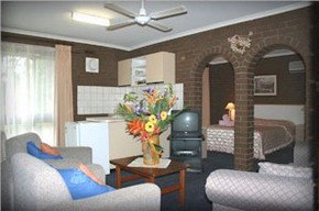Paradise Holiday Apartments Villas - Accommodation Coffs Harbour 0
