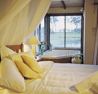 Lake Weyba Cottages - Accommodation Coffs Harbour