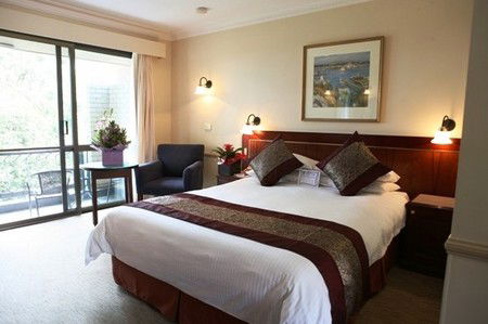 Best Western Twin Towers Inn - Accommodation Coffs Harbour 1
