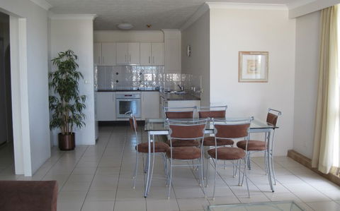 Beach Palms Holiday Apartments - Accommodation Coffs Harbour 4