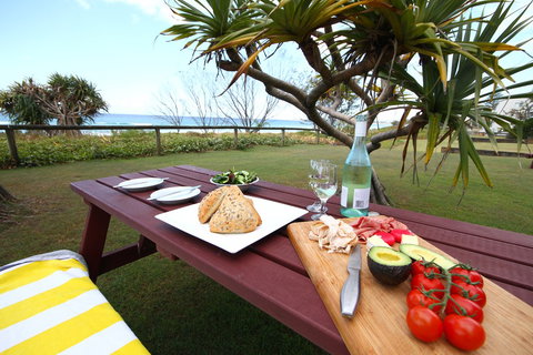 San Simeon Beachfront Apartments - Accommodation Coffs Harbour 1