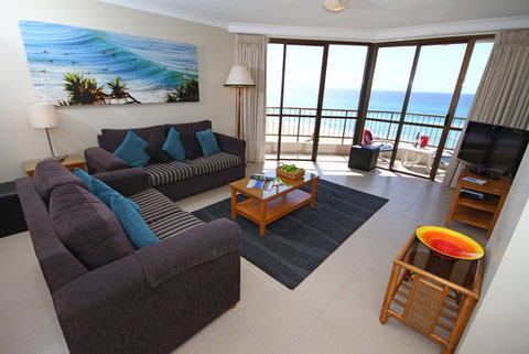 San Simeon Beachfront Apartments - Accommodation Coffs Harbour 2