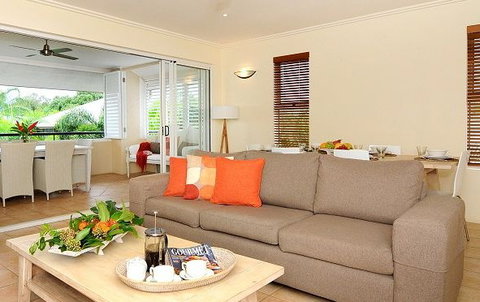 Cayman Villas Port Douglas - Accommodation Coffs Harbour 2