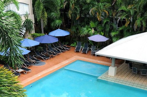 Cayman Villas Port Douglas - Accommodation Coffs Harbour 4