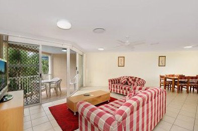 Surfers Beach Holiday Apartments - Accommodation Coffs Harbour 2