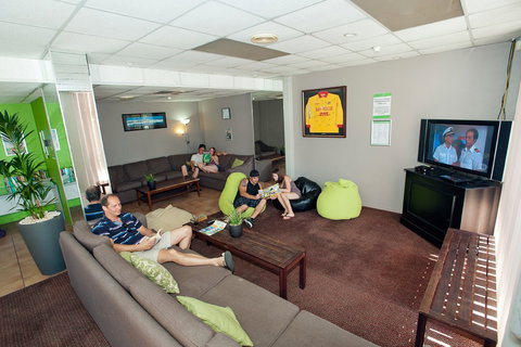 Islander Resort Hotel - Accommodation Coffs Harbour 2