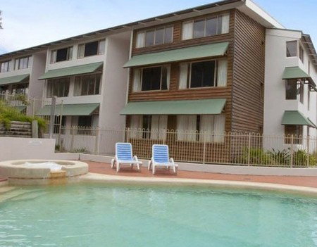 Whale Watch Ocean Beach Resort - Accommodation Coffs Harbour 1