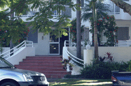 Cannes Court - Accommodation Coffs Harbour 2