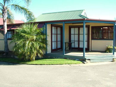 Coachhouse Marina Resort Batemans Bay - Accommodation Coffs Harbour 2