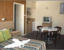 The Entrance Motel - Accommodation Coffs Harbour 3