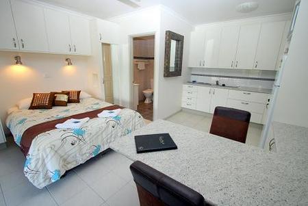 Shute Harbour QLD Accommodation Coffs Harbour