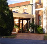 Monte Pio Motor Inn - Accommodation Coffs Harbour