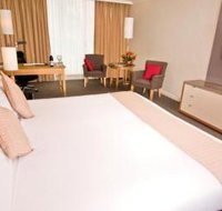 Radisson Hotel And Suites Sydney - Accommodation Coffs Harbour