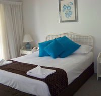 Old Burleigh Court Holiday Apartments - Accommodation Coffs Harbour