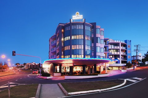Grand Palais Beachside Resort - Accommodation Coffs Harbour 0