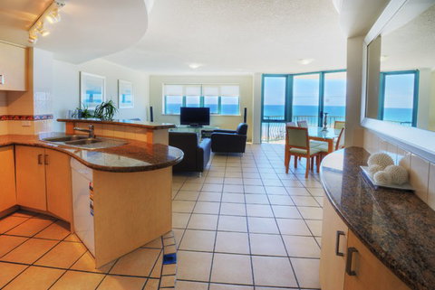 Grand Palais Beachside Resort - Accommodation Coffs Harbour 2