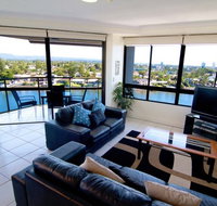 Surfers Hawaiian - Accommodation Coffs Harbour