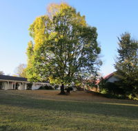 Moore Park Inn - Accommodation Coffs Harbour