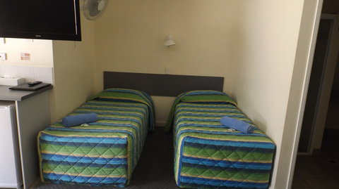 Central Point Motel - Accommodation Coffs Harbour 2