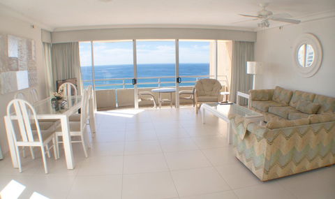 Zenith Apartments - Accommodation Coffs Harbour 2
