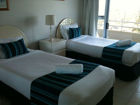 Zenith Apartments - Accommodation Coffs Harbour 6