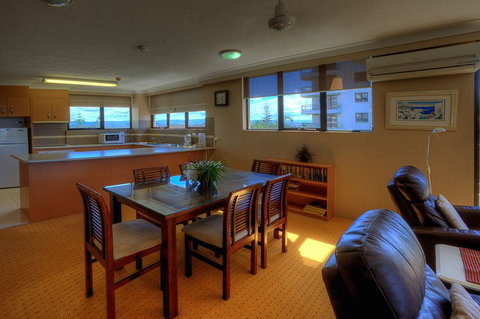 Aristocrat Apartments - Accommodation Coffs Harbour 5