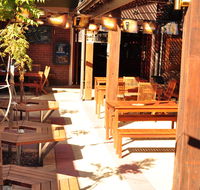 Brecknock Hotel - Accommodation Coffs Harbour
