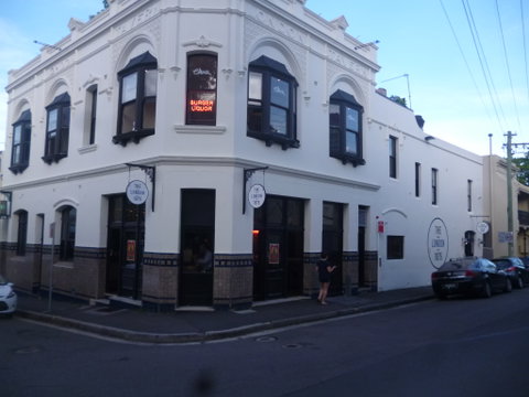 The London Hotel - Accommodation Coffs Harbour 0