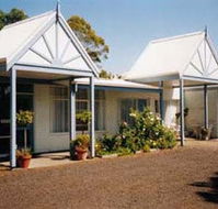 Bridge Motel Newhaven - Accommodation Coffs Harbour