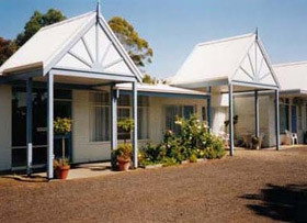 Bridge Motel Newhaven - Accommodation Coffs Harbour 0