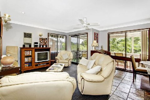 Wombat's Bed & Breakfast Gosford - Accommodation Coffs Harbour 1