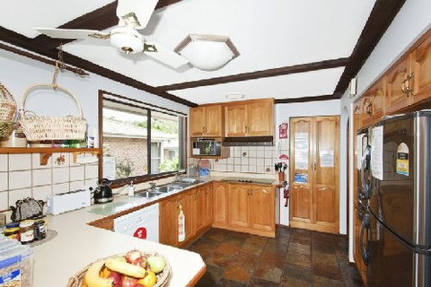 Wombat's Bed & Breakfast Gosford - Accommodation Coffs Harbour 2