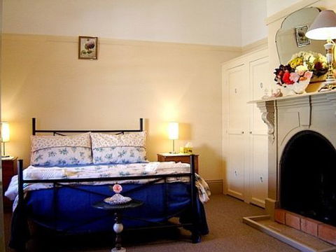 Boutique Motel Sefton House - Accommodation Coffs Harbour 2