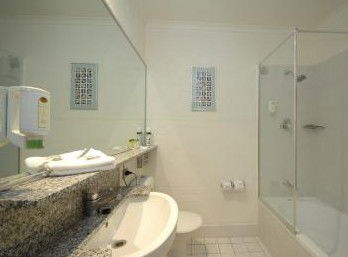 Best Western Grand Country Lodge - Accommodation Coffs Harbour 2
