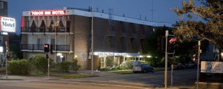 Tudor Inn Motel - Accommodation Coffs Harbour
