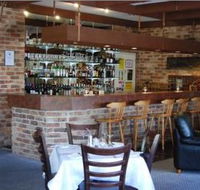 Deer Park Motor Inn - Accommodation Coffs Harbour