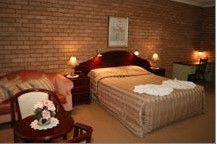 Deer Park Motor Inn - Accommodation Coffs Harbour 2