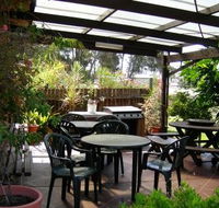 Lake Front Motel - Accommodation Coffs Harbour