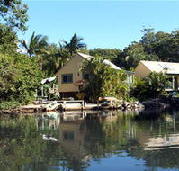 Tropic Oasis Holiday Villas - Accommodation Coffs Harbour