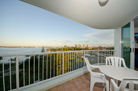 Crystal Bay Resort - Accommodation Coffs Harbour 1