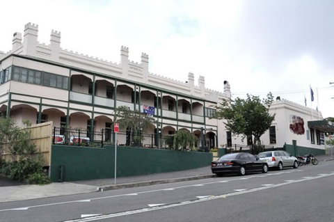 Hotel Imperial - Accommodation Coffs Harbour 2