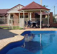 Roma Mid Town Motor Inn - Accommodation Coffs Harbour