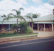 Clermont Motor Inn - Accommodation Coffs Harbour