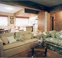 Hillside View Apartments - Accommodation Coffs Harbour