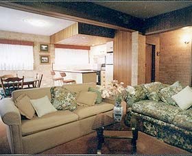 Hillside View Apartments - Accommodation Coffs Harbour 0