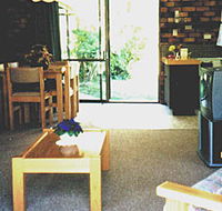 Falls Forest Retreat - Accommodation Coffs Harbour