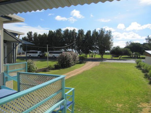 Lancelin Beach Breaks Holiday Accommodation - Accommodation Coffs Harbour 6